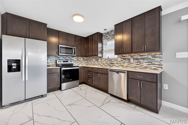 901 Silverlink Drive, O'fallon, IL 62269