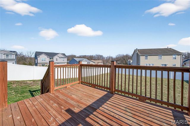 901 Silverlink Drive, O'fallon, IL 62269