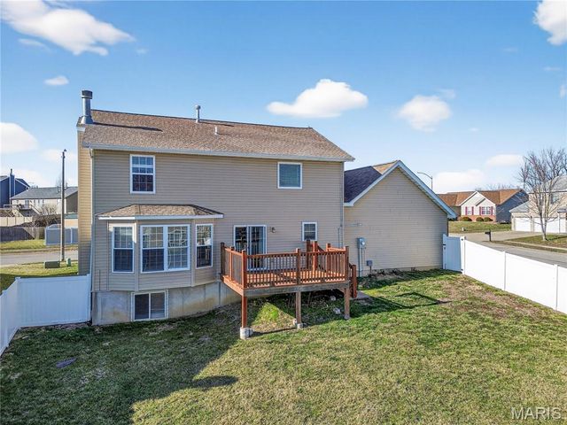 901 Silverlink Drive, O'fallon, IL 62269