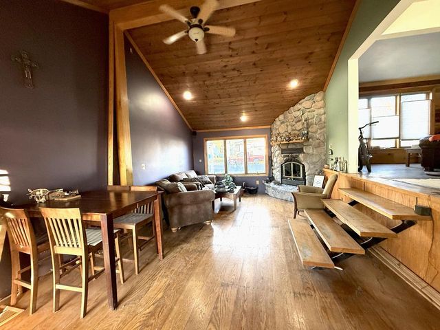 1418 S 9th STREET, Watertown, WI 53094