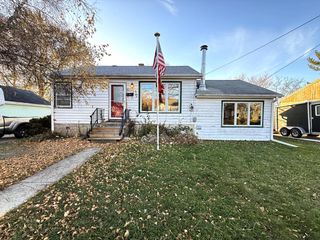 1418 S 9th STREET, Watertown, WI 53094