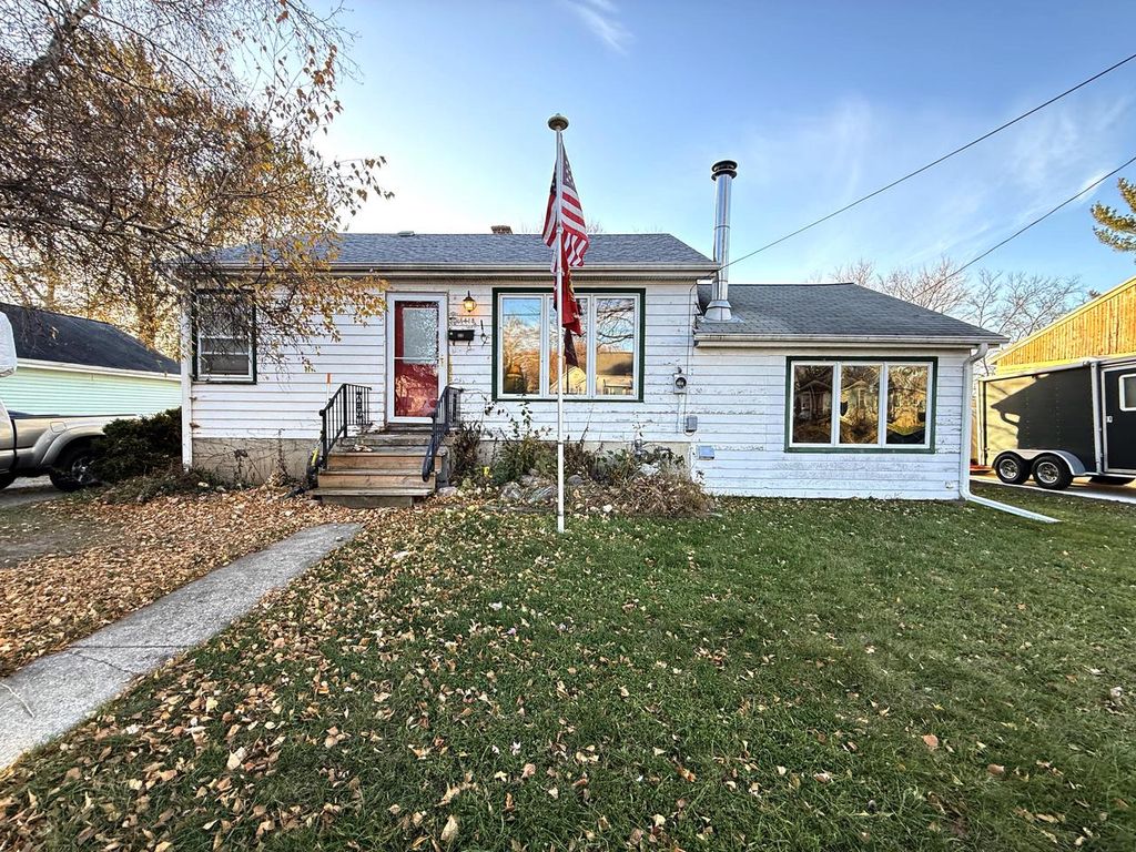 1418 S 9th STREET, Watertown, WI 53094