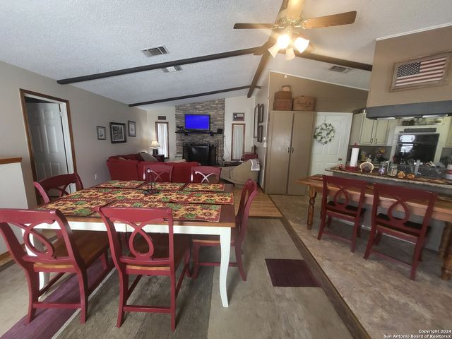 108 OAK CREST, Canyon Lake, TX 78133