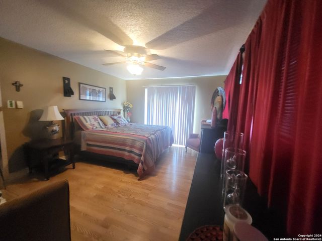 108 OAK CREST, Canyon Lake, TX 78133