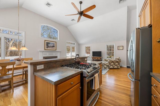 4 Berry Lane, Harwich, MA 02645