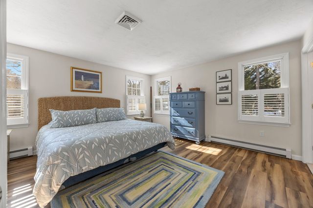 4 Berry Lane, Harwich, MA 02645