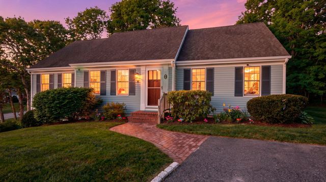 4 Berry Lane, Harwich, MA 02645
