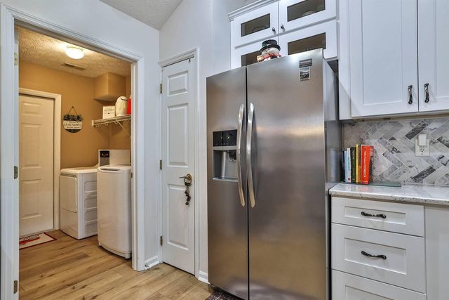 9131 Timberbrook Lane, D, Florence, KY 41042