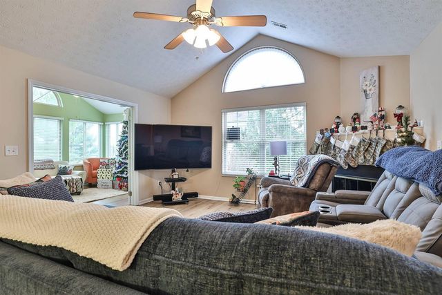 9131 Timberbrook Lane, D, Florence, KY 41042