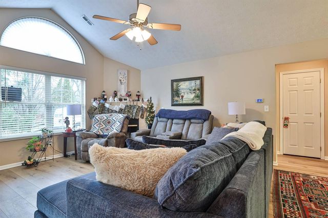 9131 Timberbrook Lane, D, Florence, KY 41042