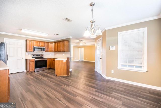 118 Manchester Lane, Byron, GA 31008