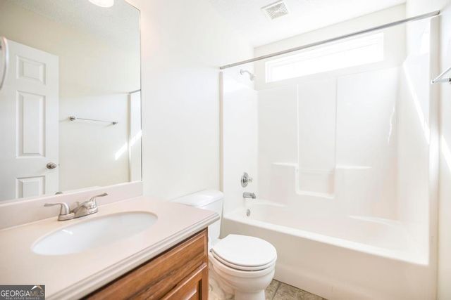 118 Manchester Lane, Byron, GA 31008