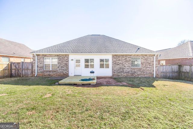 118 Manchester Lane, Byron, GA 31008