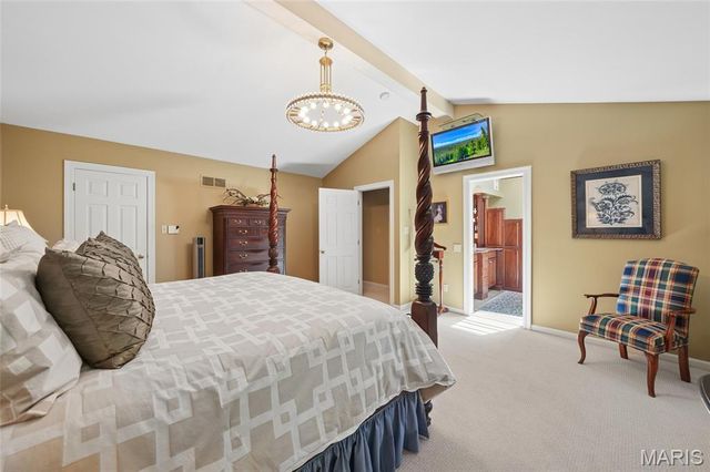 111 Worthington Oaks Drive, Creve Coeur, MO 63141