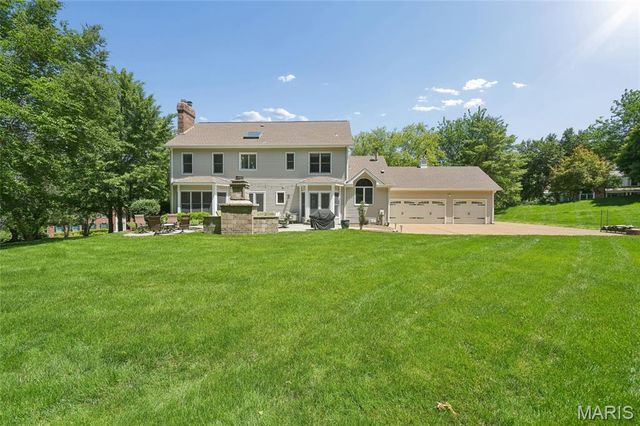 111 Worthington Oaks Drive, Creve Coeur, MO 63141