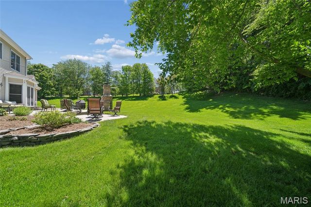 111 Worthington Oaks Drive, Creve Coeur, MO 63141