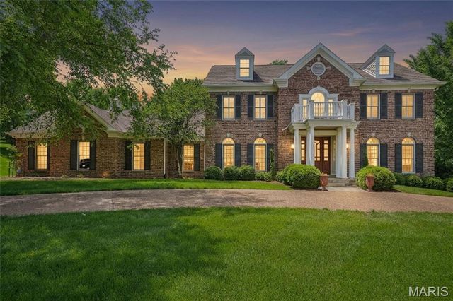 111 Worthington Oaks Drive, Creve Coeur, MO 63141