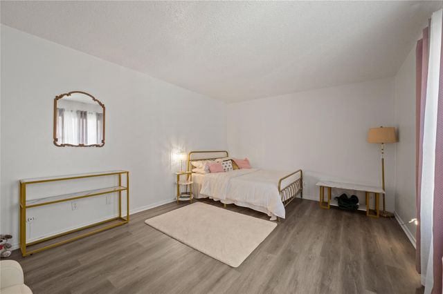 525 Towne House Lane, Richardson, TX 75081