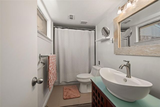 525 Towne House Lane, Richardson, TX 75081