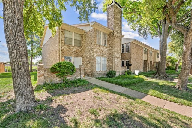 525 Towne House Lane, Richardson, TX 75081