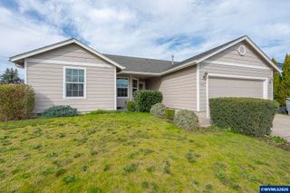 1667 Wendy St NE, Salem, OR 97305