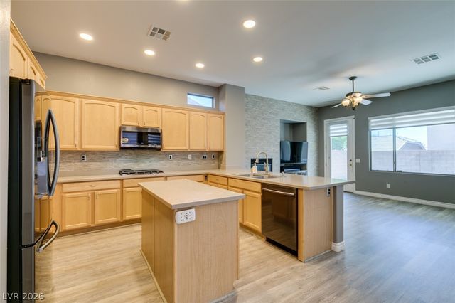 11223 Ivybridge Avenue, Las Vegas, NV 89138