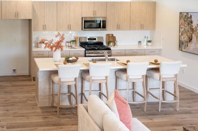 2238 Calle Chanate, Paradise Hills, CA 92139