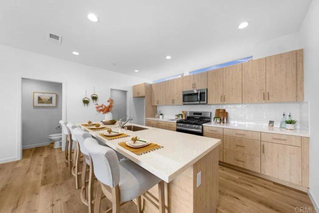 2238 Calle Chanate, Paradise Hills, CA 92139