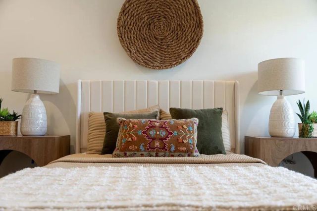 2238 Calle Chanate, Paradise Hills, CA 92139