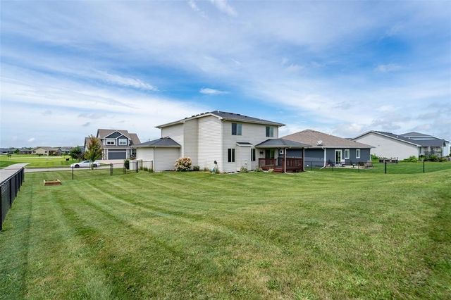 1615 NE Vicksburg Drive, Ankeny, IA 50021