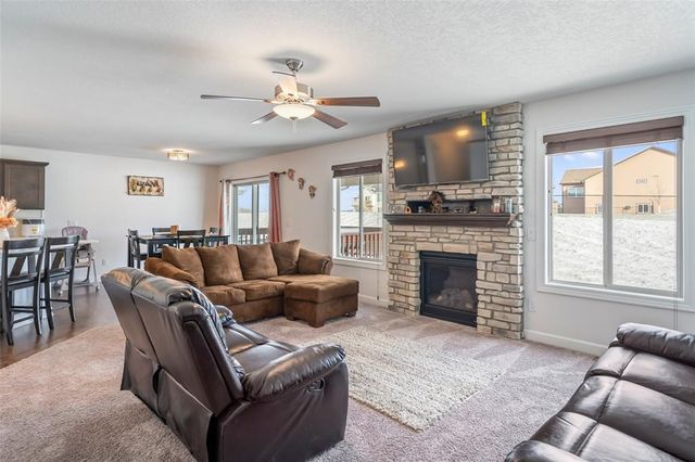 1615 NE Vicksburg Drive, Ankeny, IA 50021