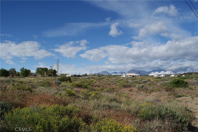 0 Prairie Trl, Oak Hills, CA 92344