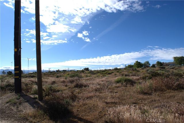 0 Prairie Trl, Oak Hills, CA 92344