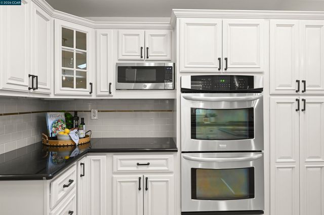 627 Burton, Lafayette, CA 94549