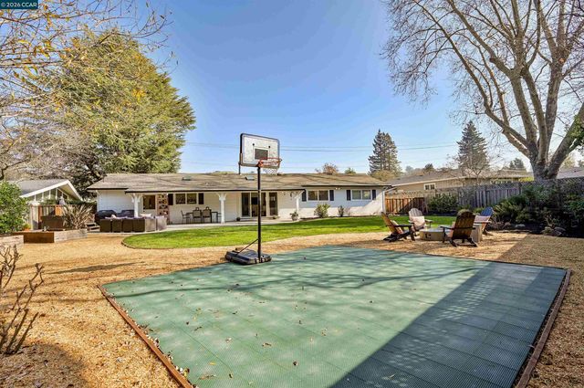 627 Burton, Lafayette, CA 94549