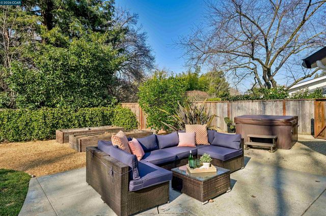 627 Burton, Lafayette, CA 94549