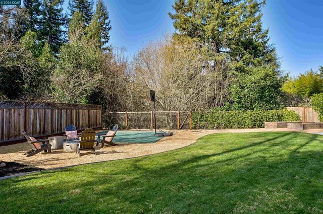 627 Burton, Lafayette, CA 94549