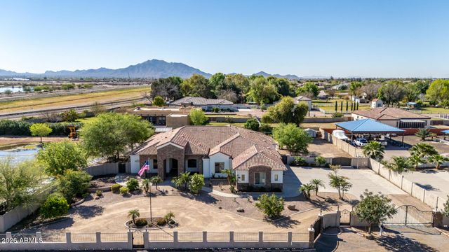 16325 E MAGNOLIA Drive, Gilbert, AZ 85298