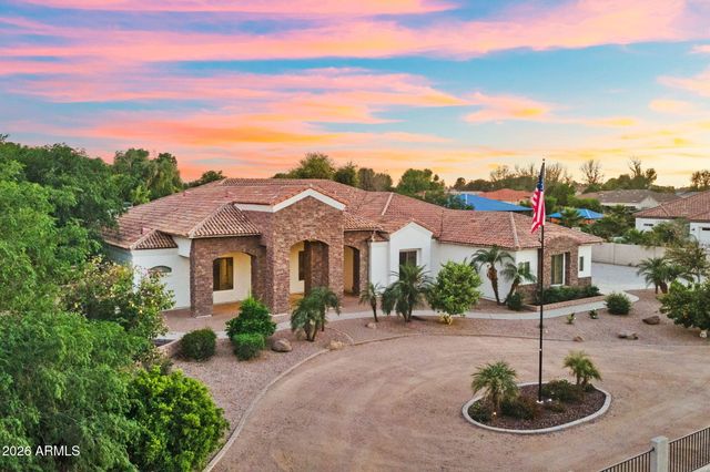 16325 E MAGNOLIA Drive, Gilbert, AZ 85298