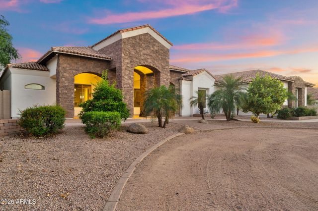 16325 E MAGNOLIA Drive, Gilbert, AZ 85298