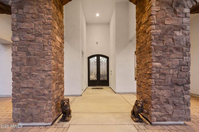 16325 E MAGNOLIA Drive, Gilbert, AZ 85298