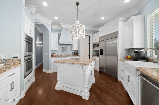 16325 E MAGNOLIA Drive, Gilbert, AZ 85298