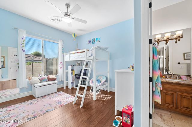 16325 E MAGNOLIA Drive, Gilbert, AZ 85298