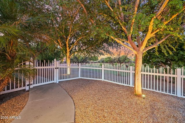 16325 E MAGNOLIA Drive, Gilbert, AZ 85298