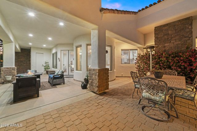 16325 E MAGNOLIA Drive, Gilbert, AZ 85298