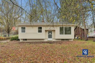 1444 Ames Avenue E, Saint Paul, MN 55106