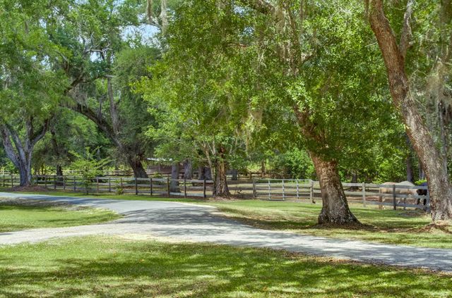 5068 Sweetgrass Farm Road, Johns Island, SC 29455