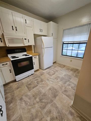 463 E Van Buren Street, Tallahassee, FL 32301