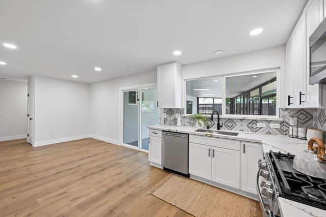 6439 Villa Dr, Sacramento, CA 95842