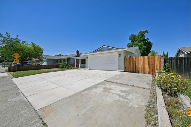 6439 Villa Dr, Sacramento, CA 95842